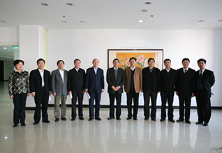 國家質檢總局局長王勇、副局長支樹平、紀檢組長王煒、總工程師張綱在&ldquo;全國質量知識競賽&rdquo;復賽現(xiàn)場親切接見中國質量檢驗協(xié)會秘書長張軍、秘書長助理張明